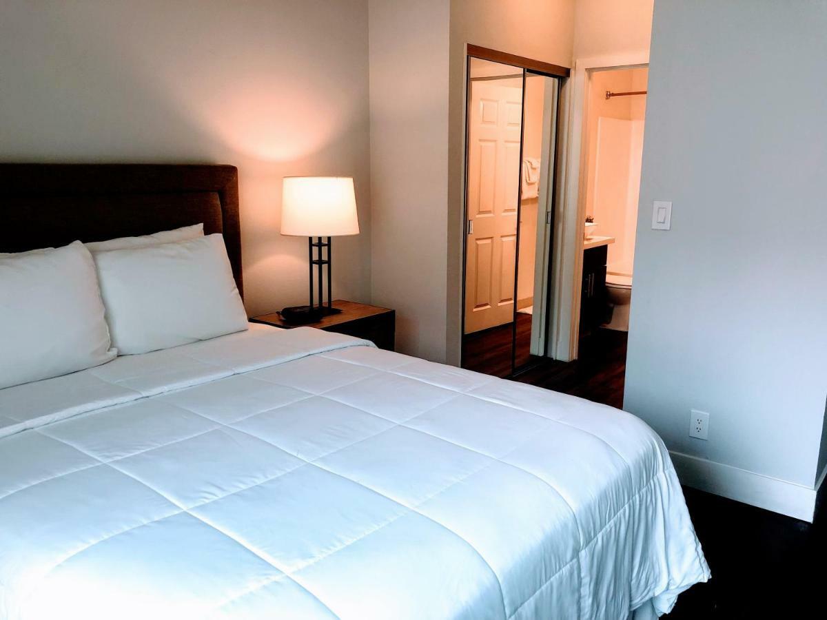 Executive In Westwood Near Beverly Hills * Los Angeles
