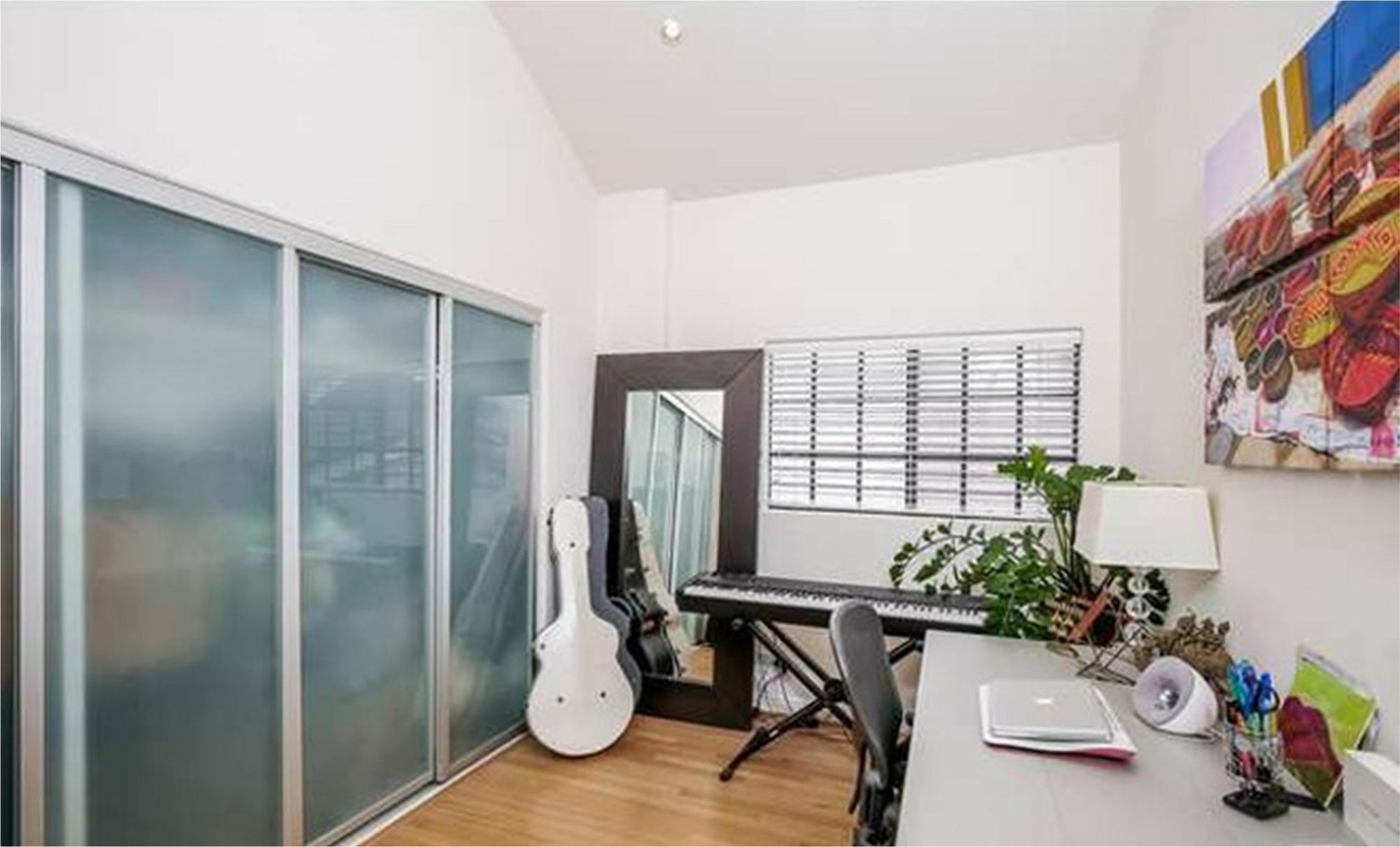 California Dreamin Sleeps 13 Hw Hills Apartment Los Angeles