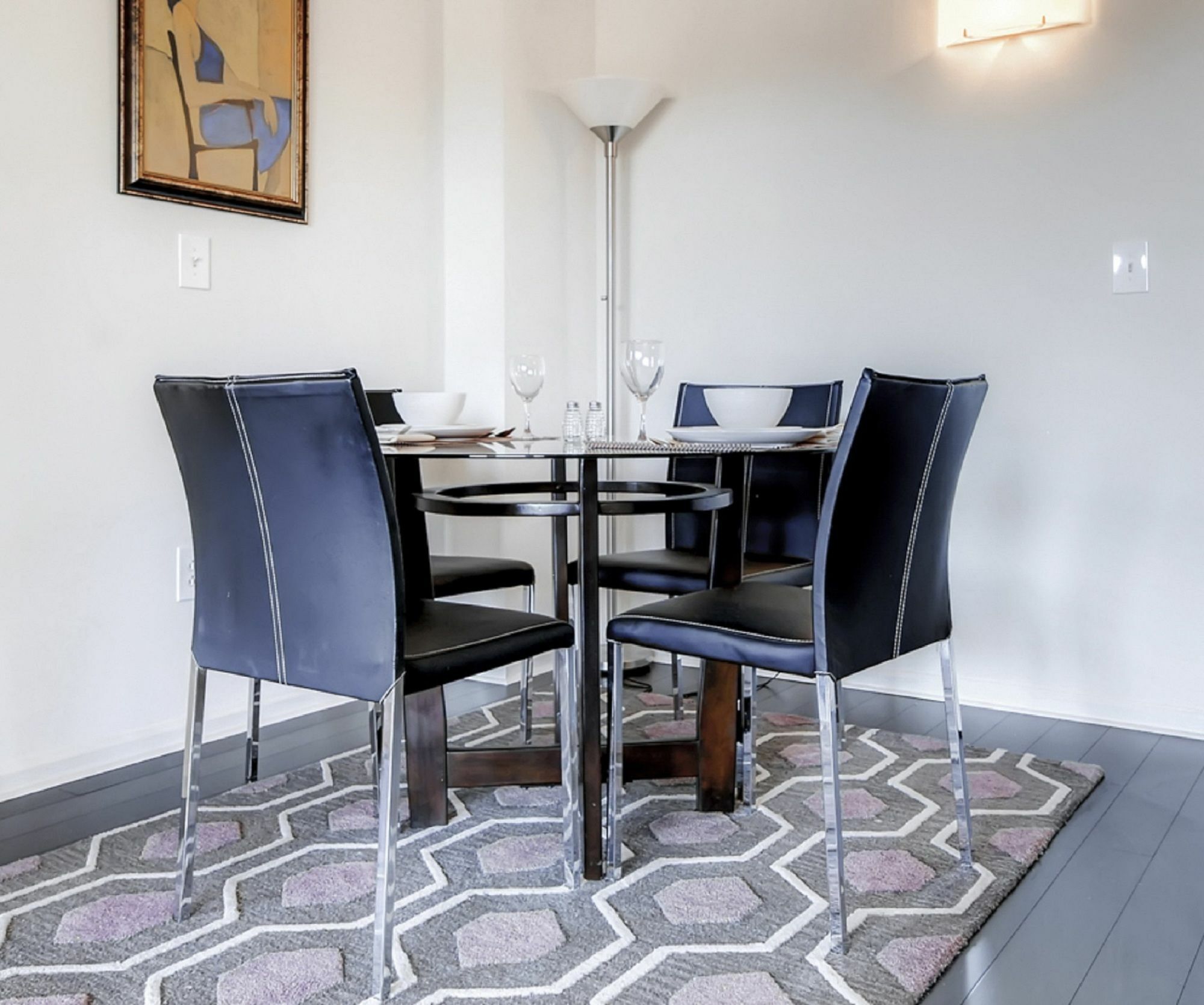 Global Luxury At Tiverton Ave Los Angeles