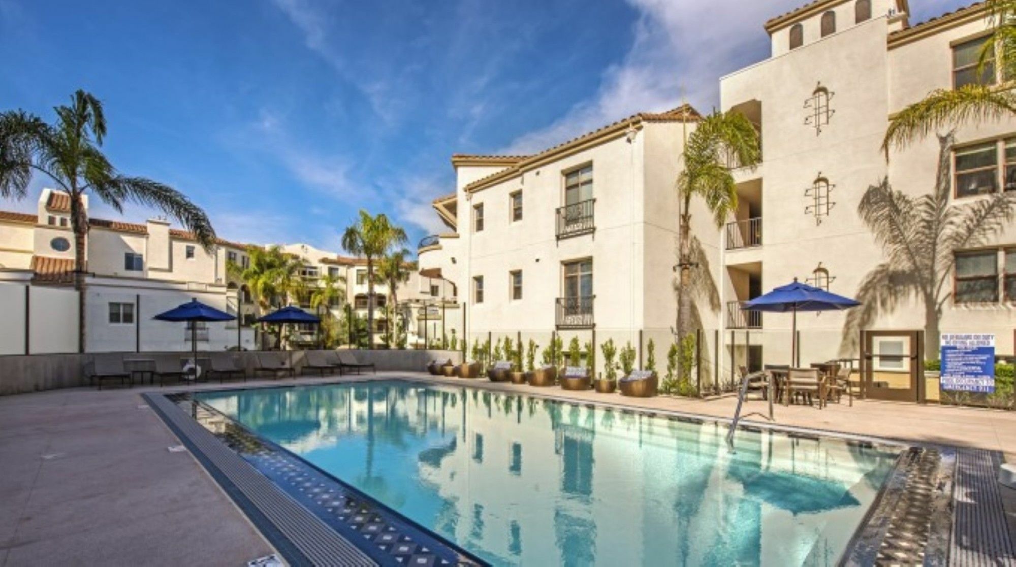 Apartment Global Luxury At Tiverton Ave