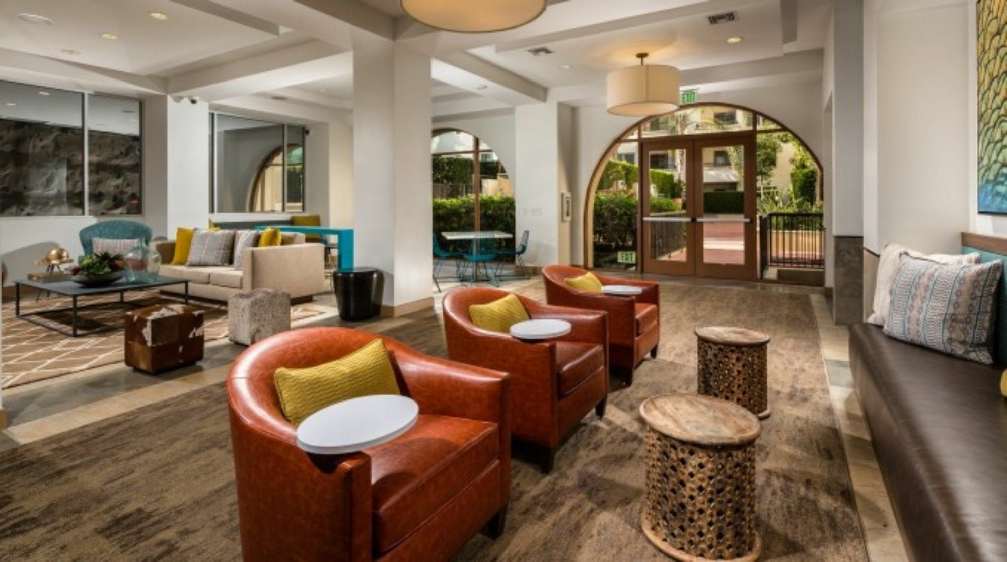 Global Luxury At Tiverton Ave Los Angeles