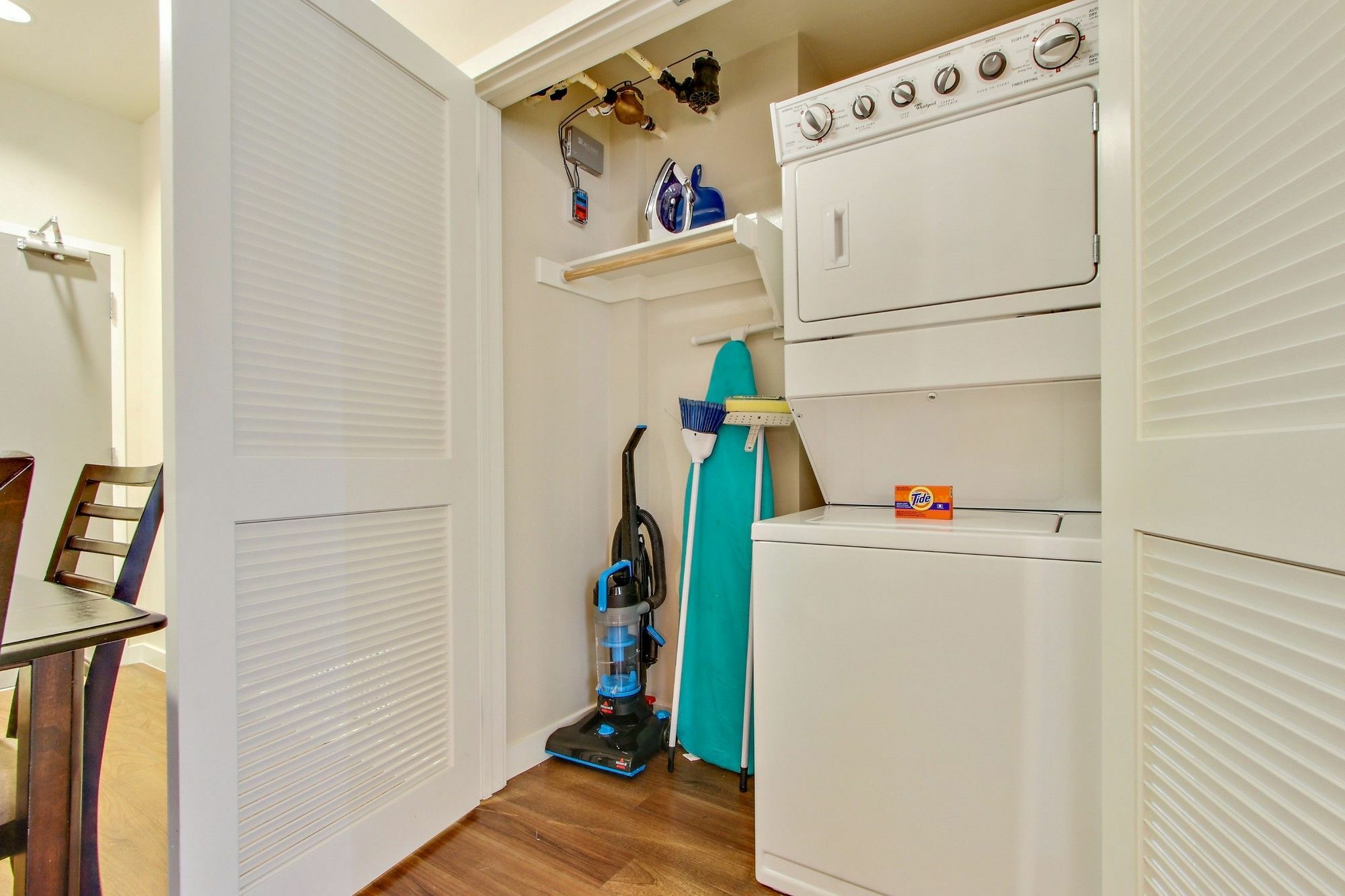 Global Luxury At Wilshire