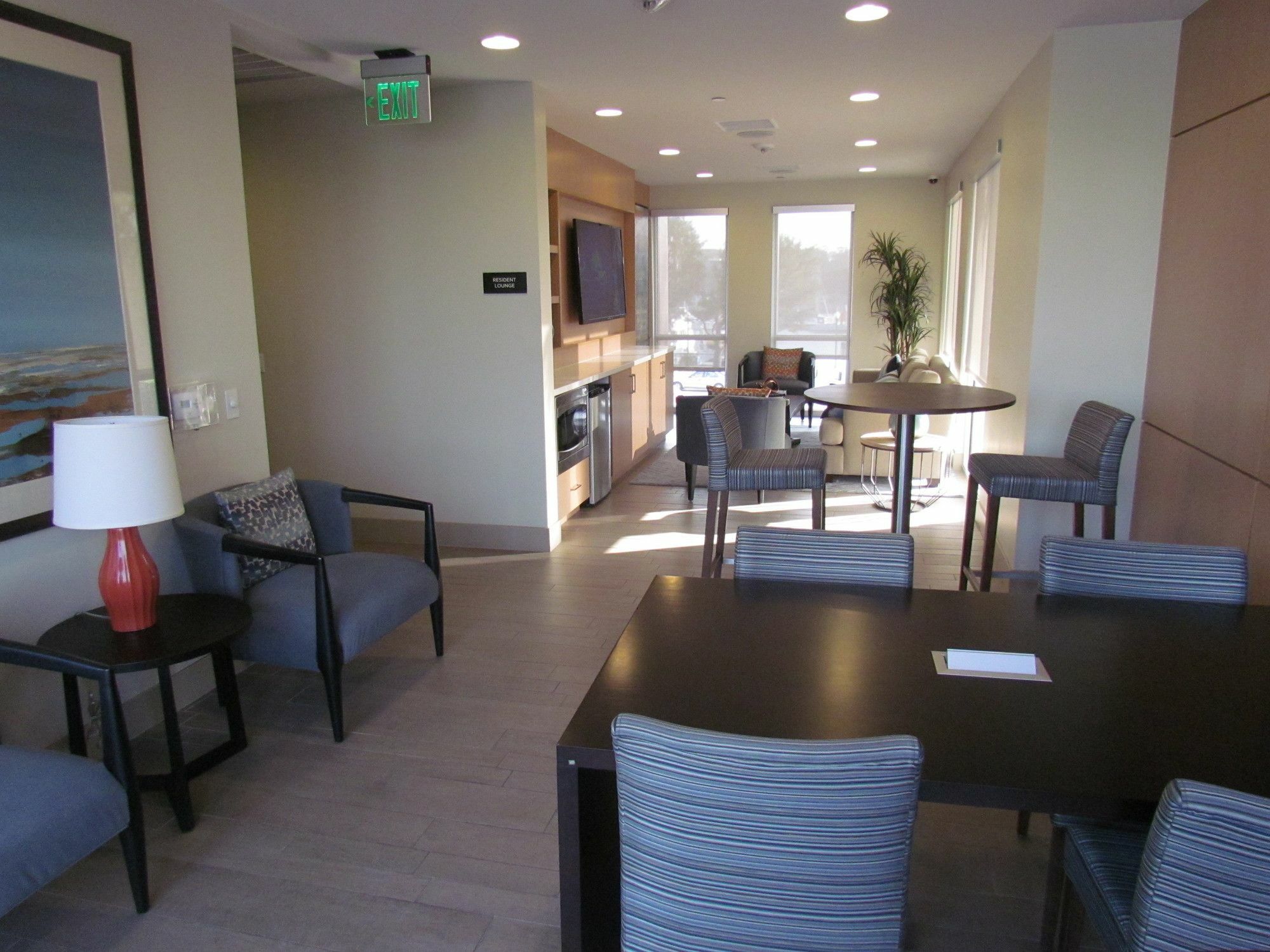 Miracle Mile Apartments With Full Amenities Apartment Los Angeles