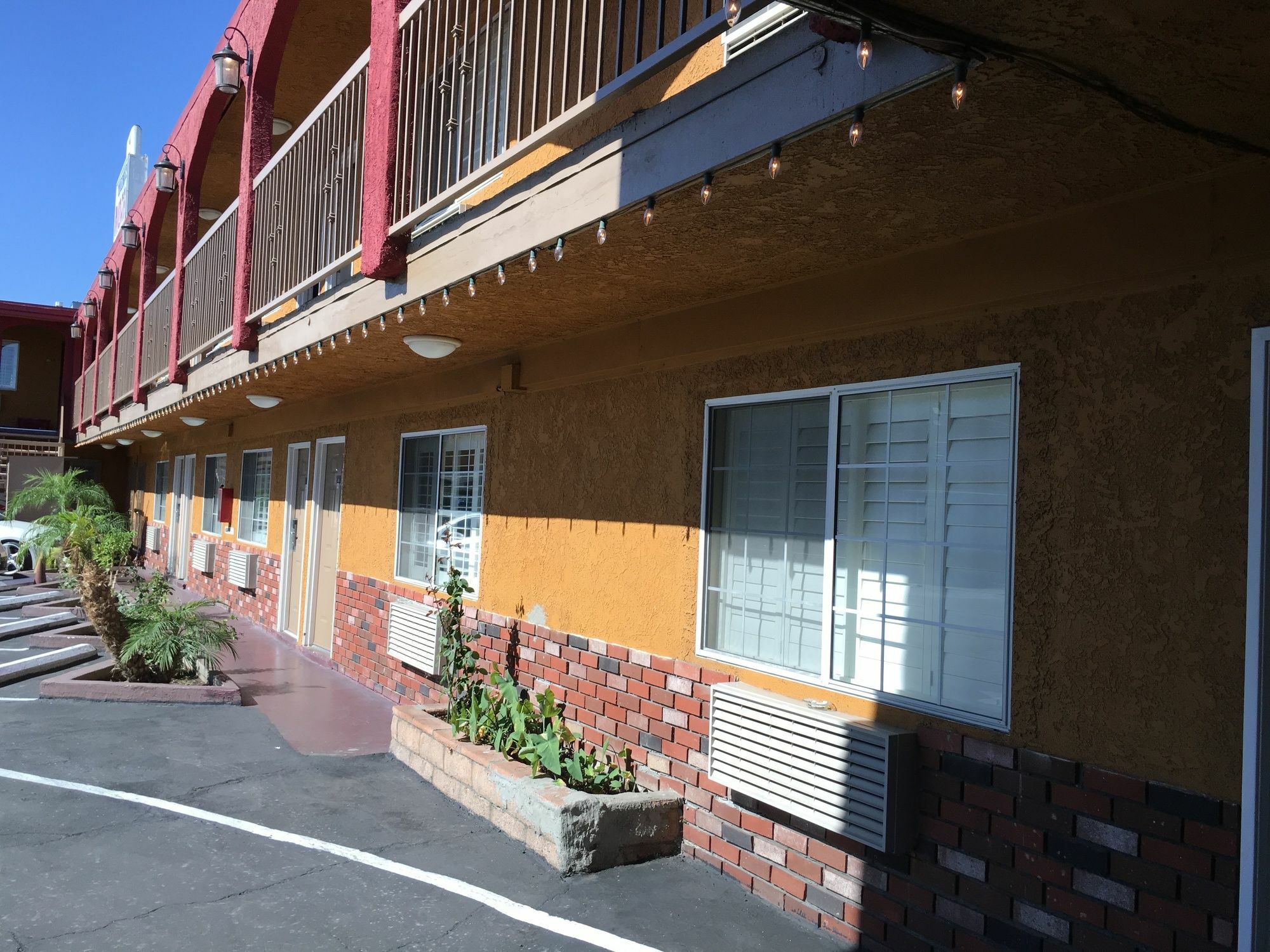 Hyde Park Motel 2*