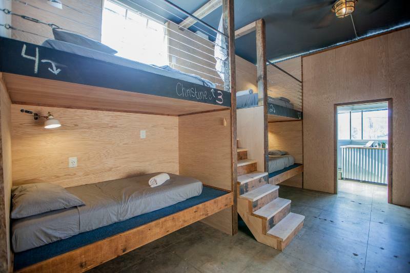 Podshare East Hollywood Hostel Los Angeles