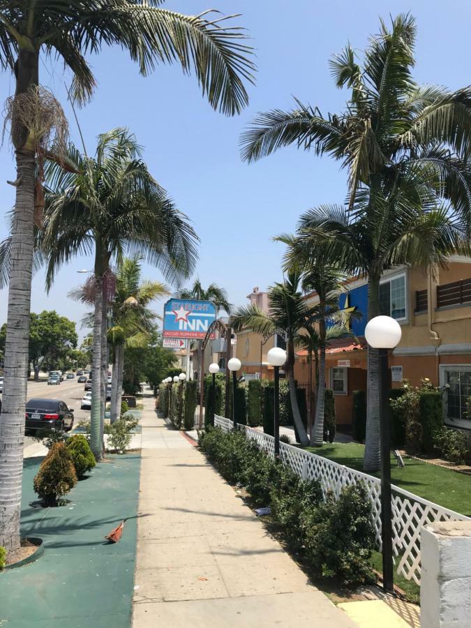 Starlight La Brea Hotel