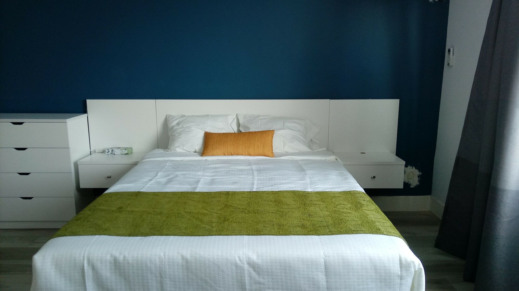 Hometel Hotel 2*