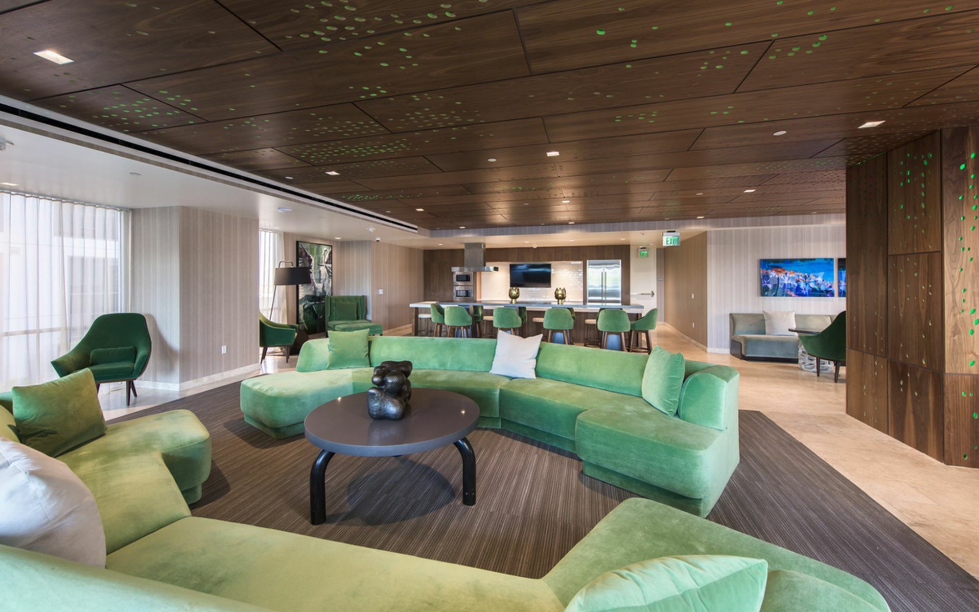 Downtown Luxury By Barsala 4*
