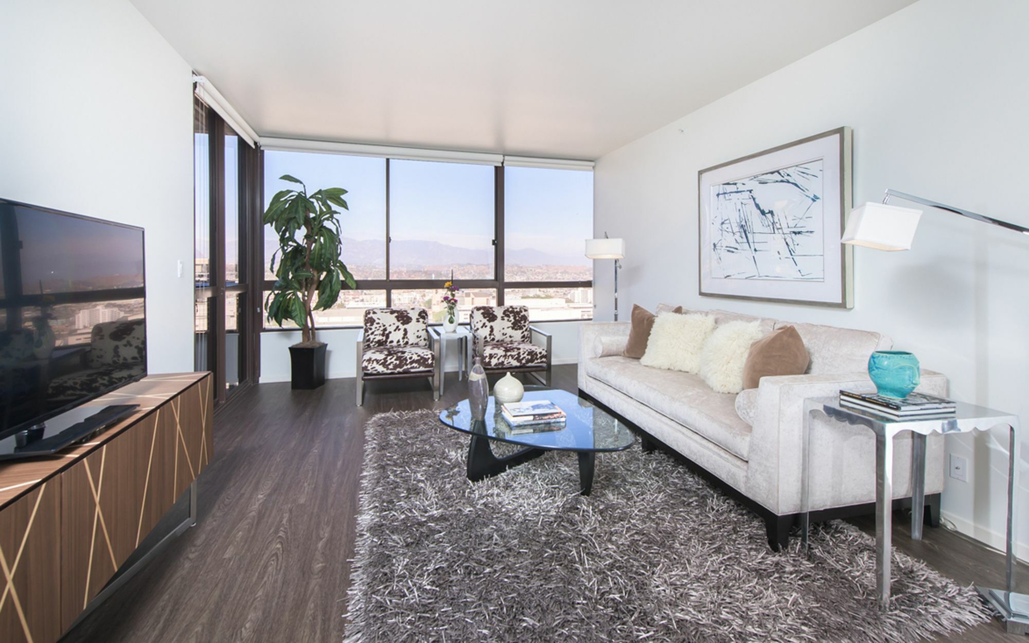 Downtown Luxury By Barsala Hotel