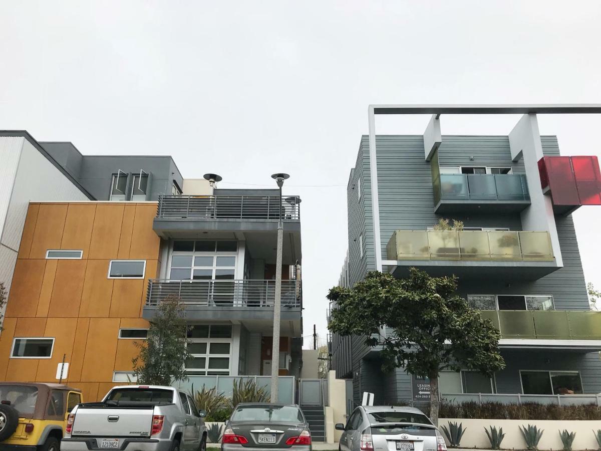 Apartment Studio In Quite Area Sm *
