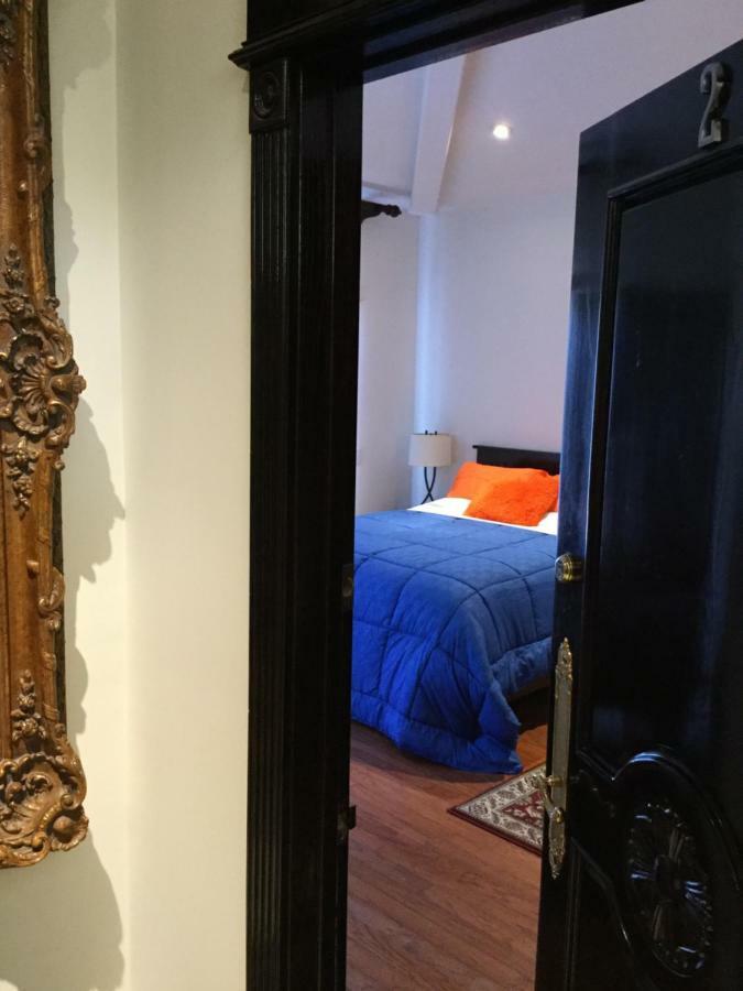 Entire Second Flr - Santa Monica Luxury