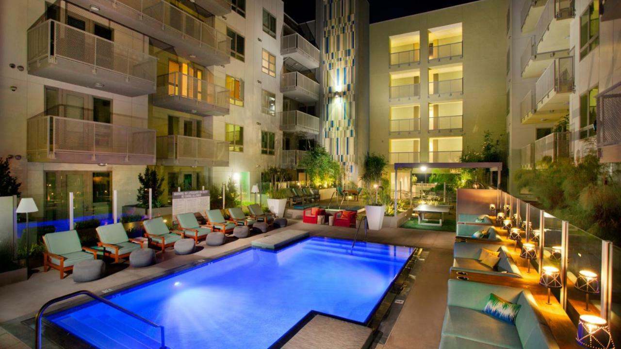 Apartment Luxury Style 1br + Parking, Pool, Gym