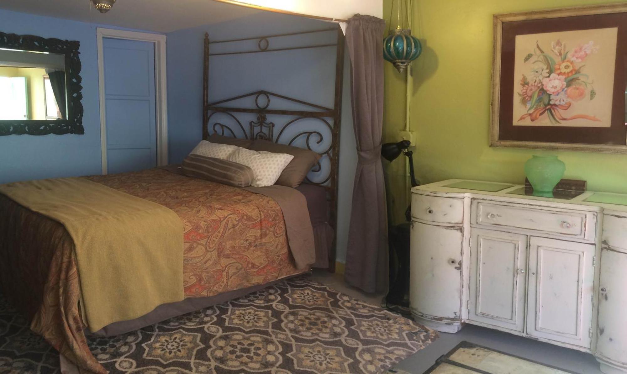 Apartment Tropical Bohemian One Bedroom In The Hollywood Hills Los Angeles