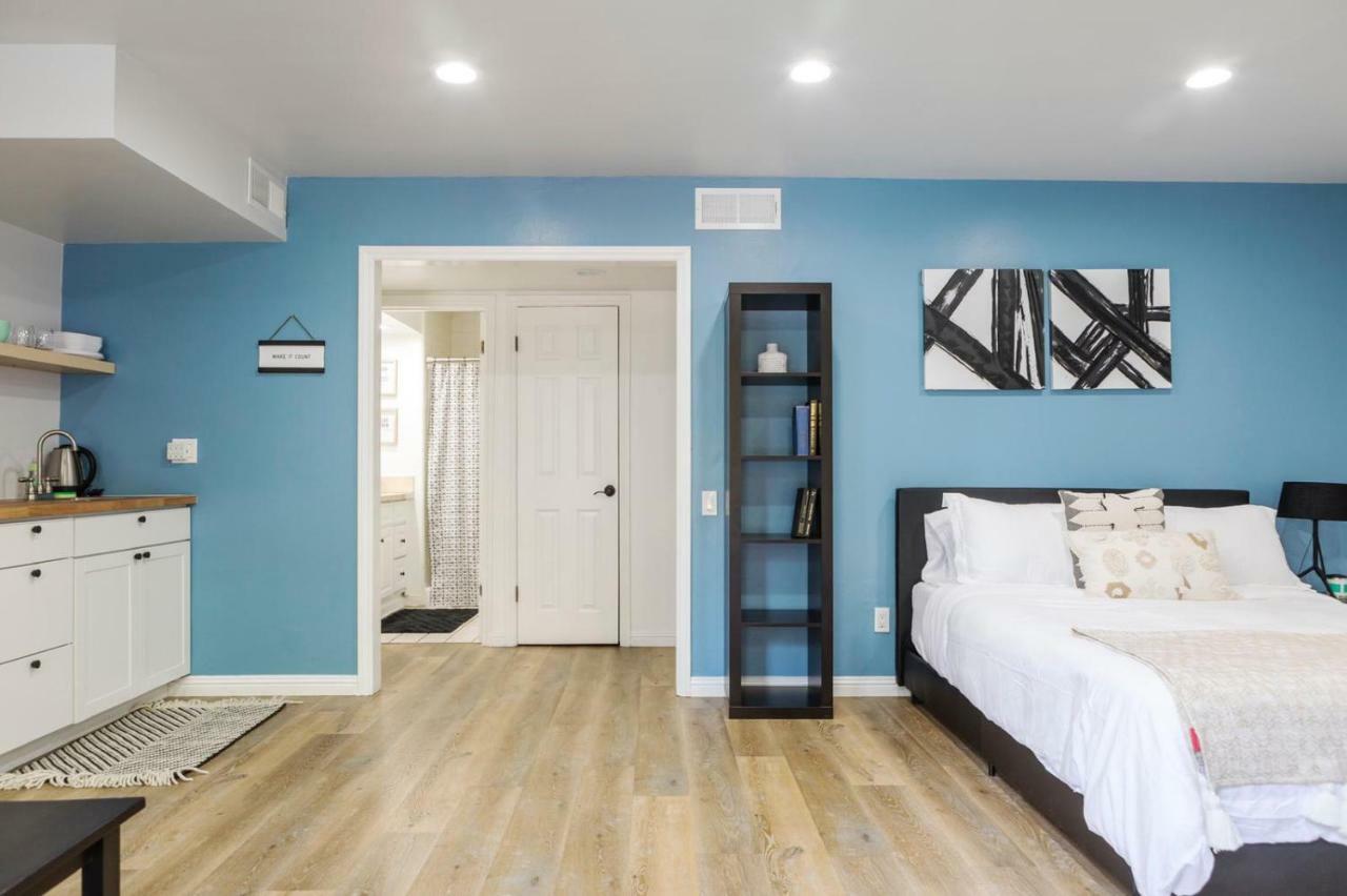 Spacious Guest With Private Entry *