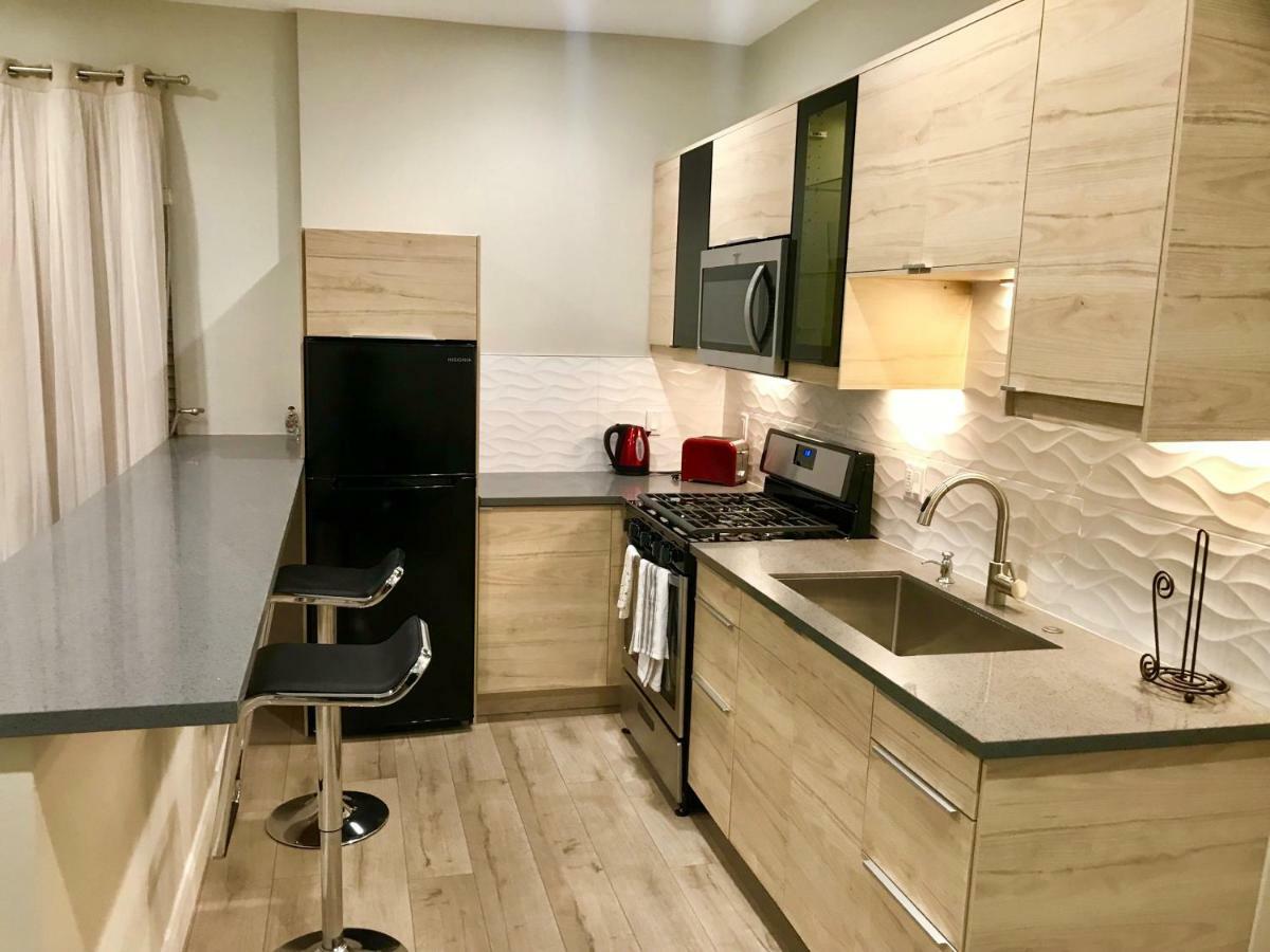 11642 Gothic Avenue Apartamento *