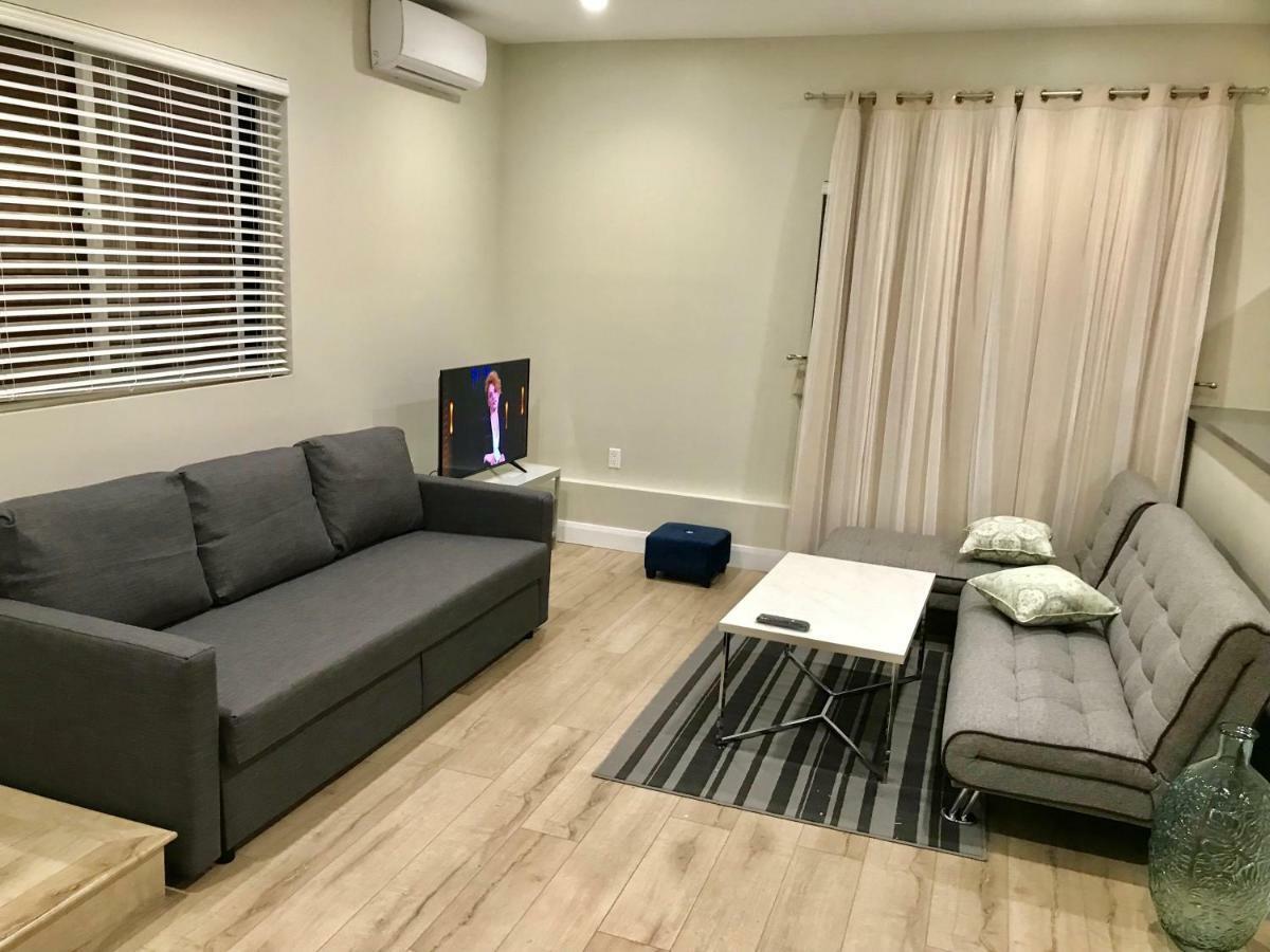 11642 Gothic Avenue Apartamento Los Angeles