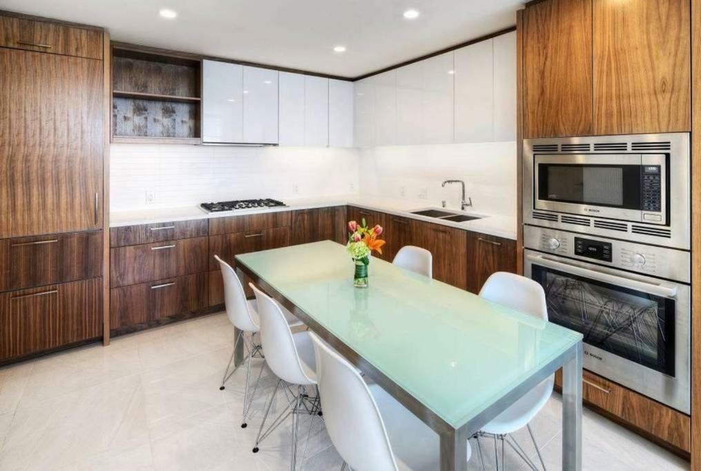 Luxurious Highrise 2b 2b Heart Of Downtown La Apartment Los Angeles