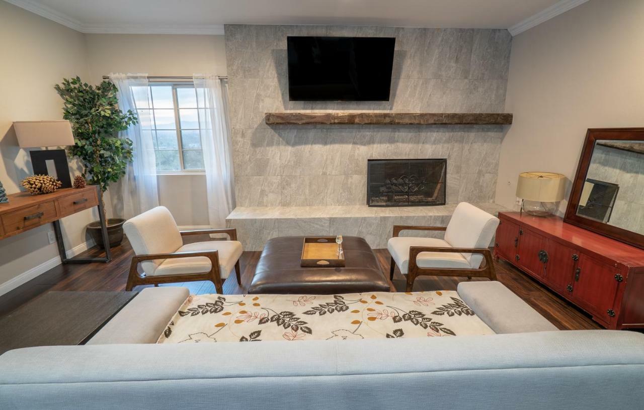Holiday home Stylish Hollywood Hills With Million Dollar Views Waiting For You! Los Angeles