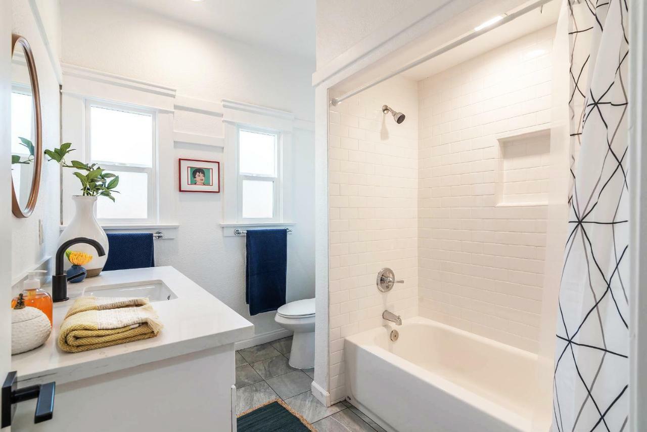 Charming Spanish Mid-century Gem Near Lax/beaches Casa de férias Los Angeles