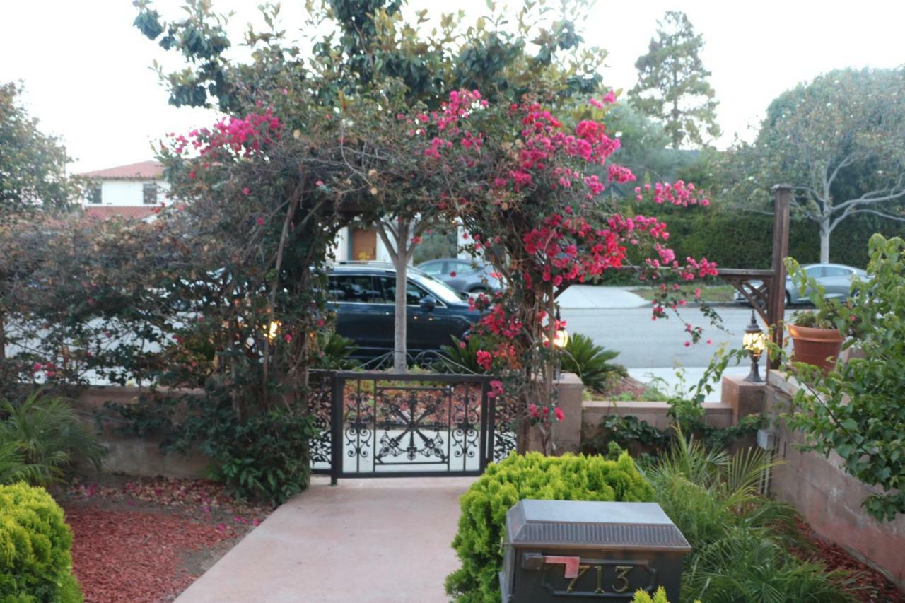 Entire Second Flr - Santa Monica Luxury