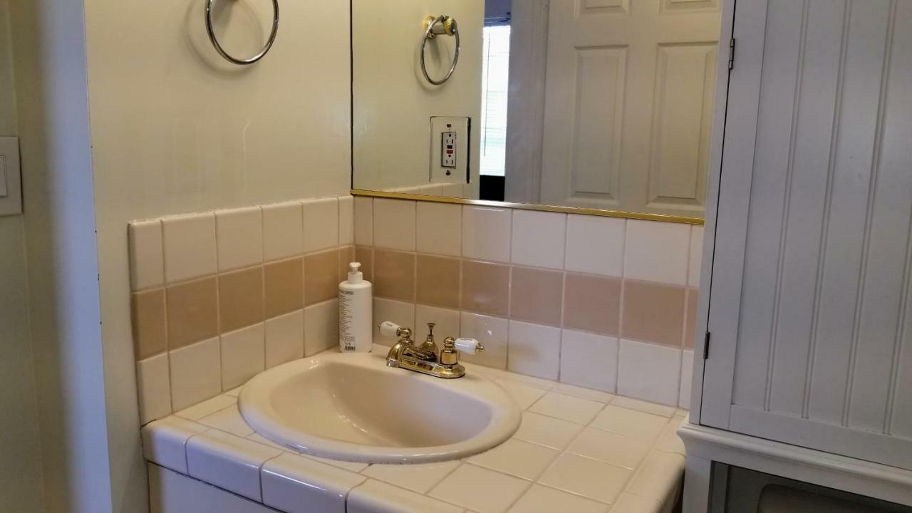 Westchester Place * Los Angeles