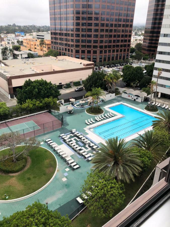 Barrington Plaza Apartment *