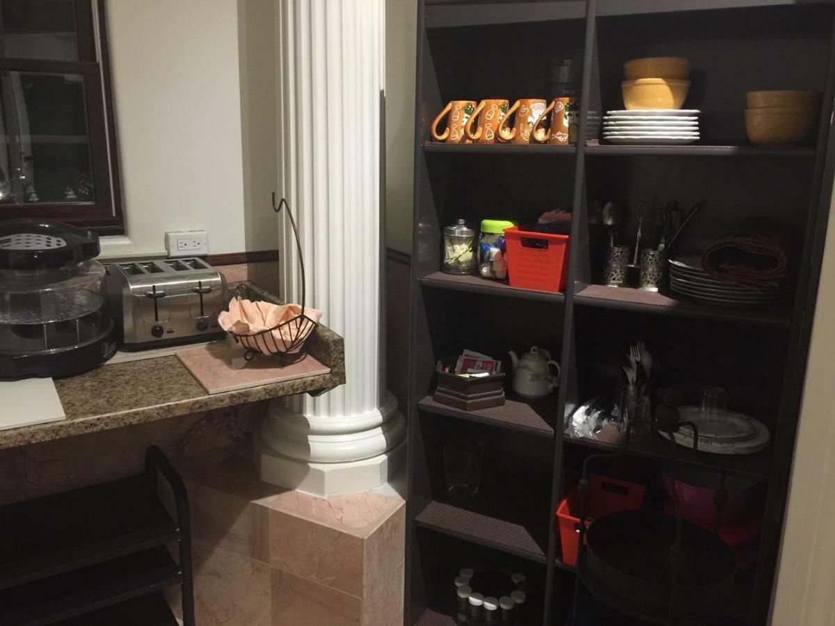 Entire Second Flr - Santa Monica Luxury Holiday home *