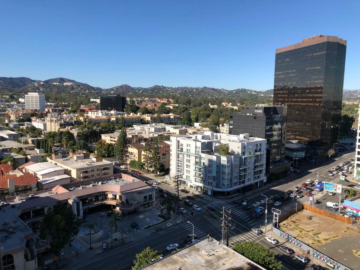 Barrington Plaza Los Angeles