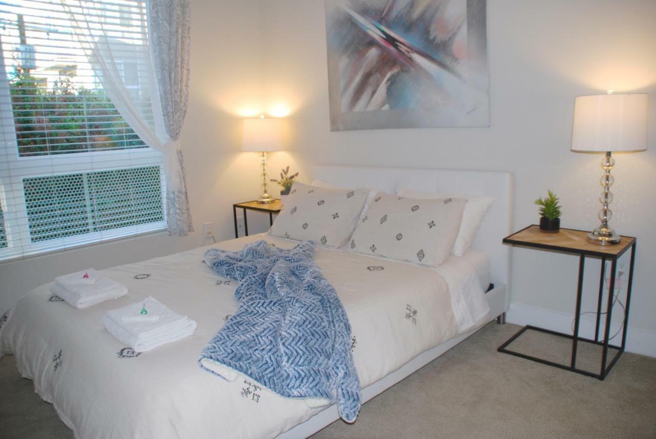 Apartment Luxury Style 1br + Parking, Pool, Gym *