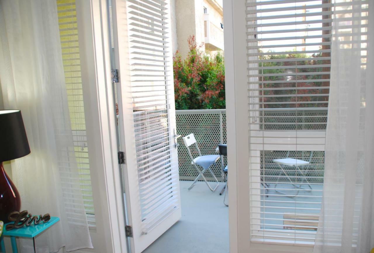Luxury Style 1br + Parking, Pool, Gym Apartment *