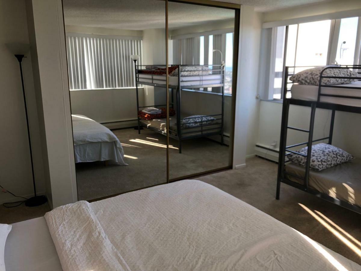 Apartment Barrington Plaza