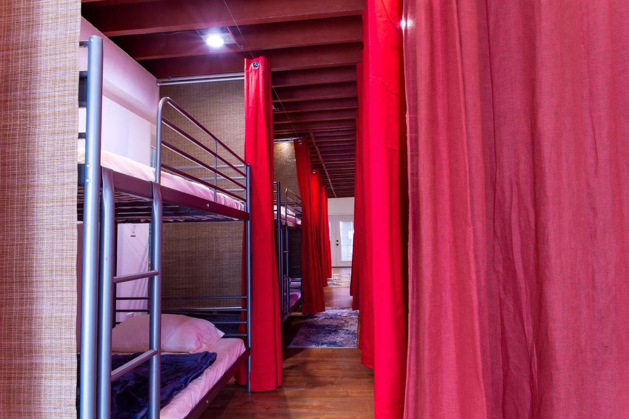 Hostel Rumi *