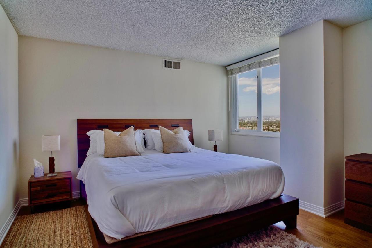 Beach Front Penthouse In Marina Del Rey/ Venice Beach *