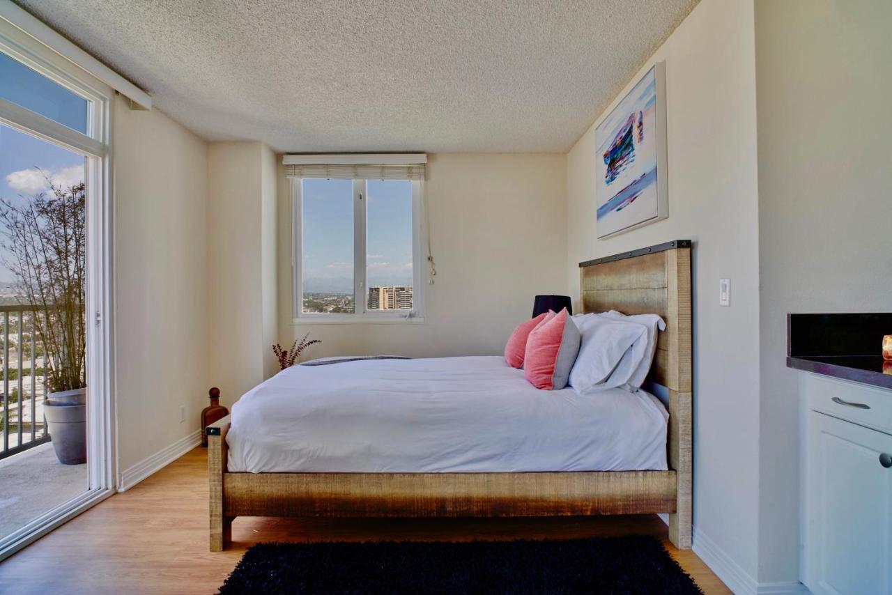 Beach Front Penthouse In Marina Del Rey/ Venice Beach Los Angeles