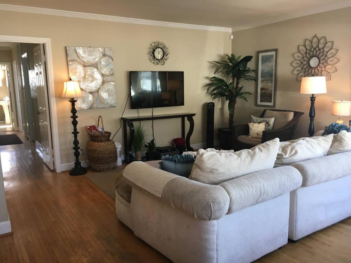 Incredible Angeles With Amazing Ocean Views *