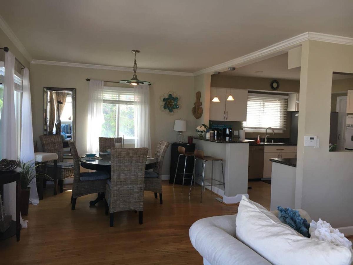 Incredible Angeles With Amazing Ocean Views Holiday home *