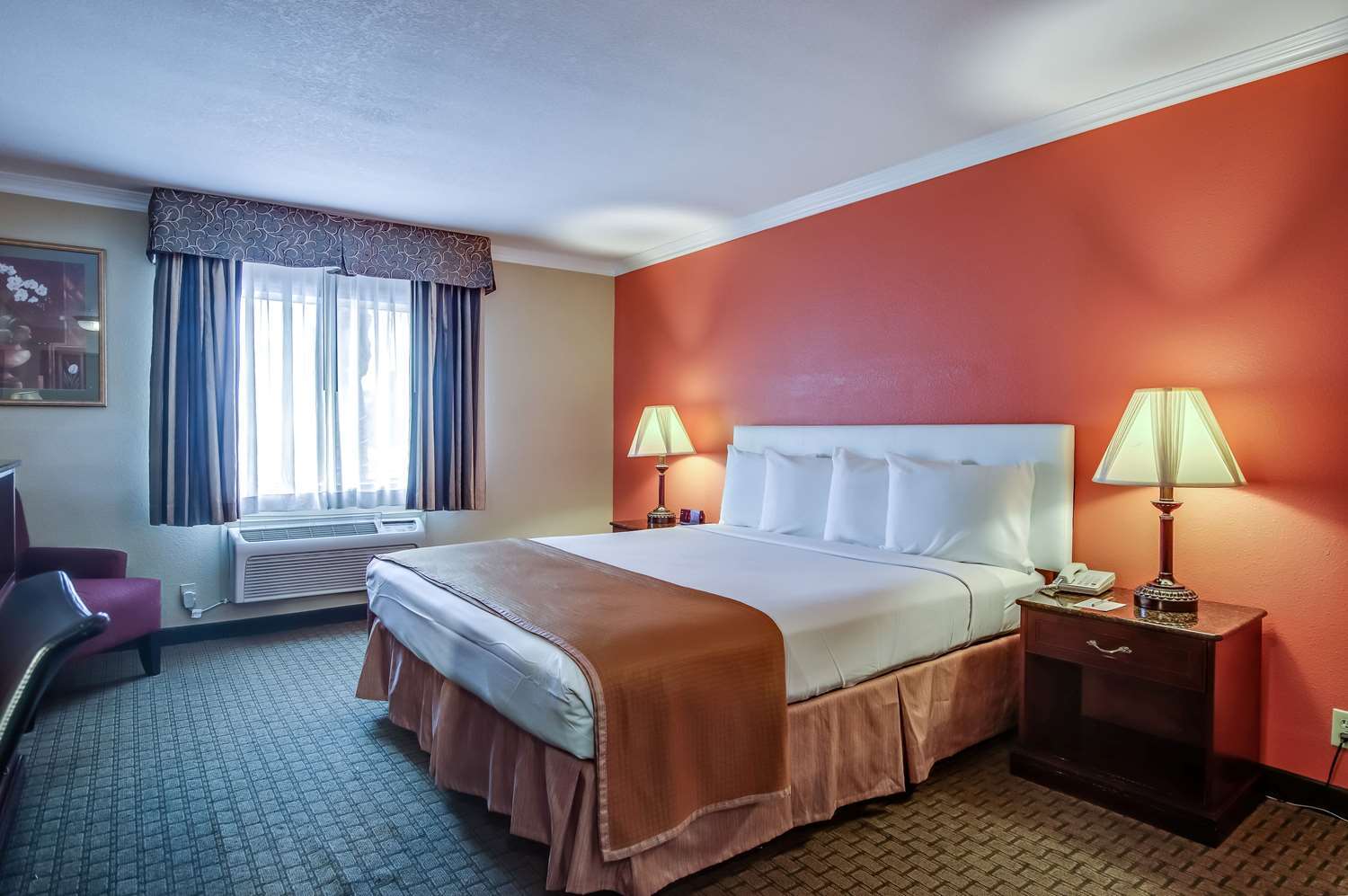 Howard Johnson By Wyndham Reseda & Los Angeles