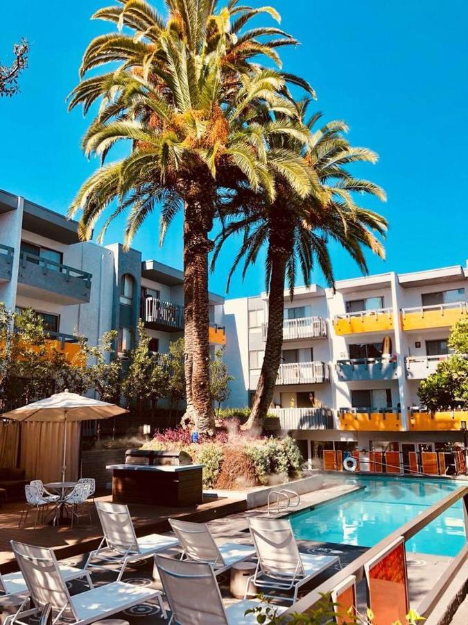 Popular Luxury Studio In The Heart Of Los Angeles