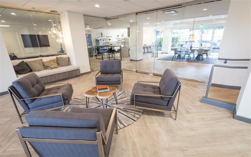Popular Luxury Studio In The Heart Of *