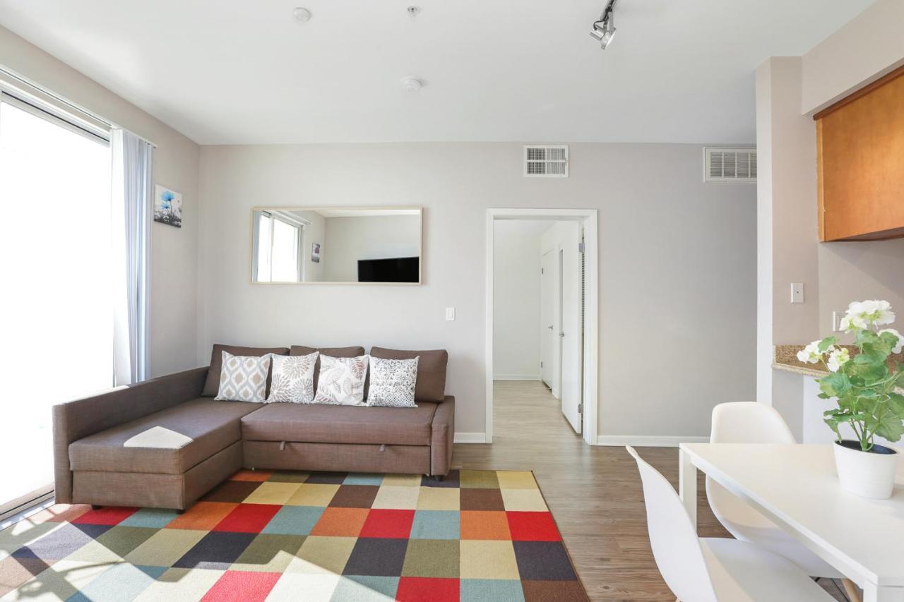 Beautiful 2bd 2bt In Amazing Location Apartment *