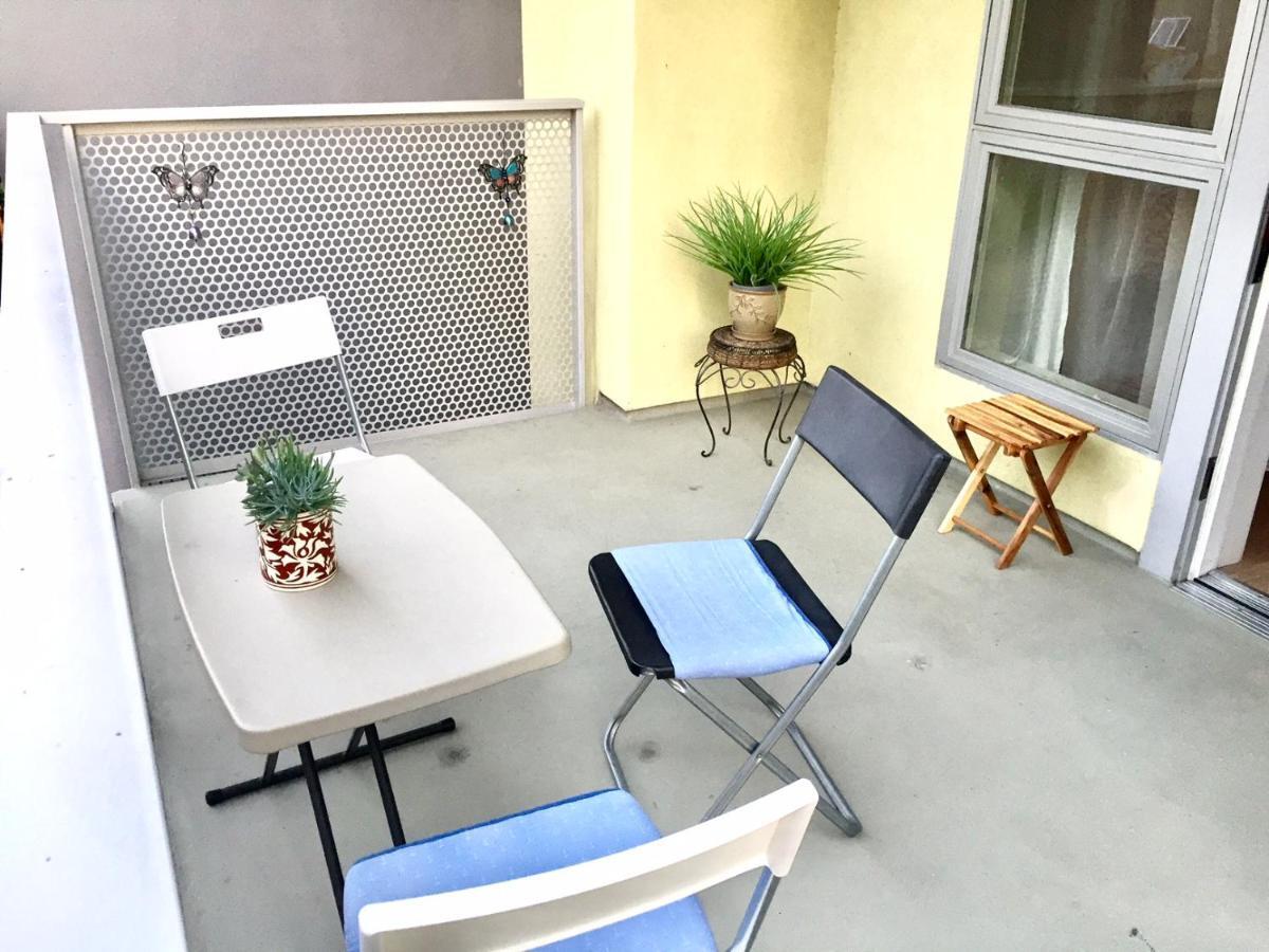 Apartment Luxury Style 1br + Parking, Pool, Gym