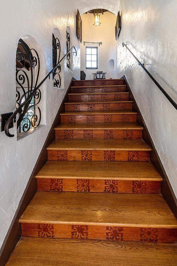Prime Location Three Bedroom Beautiful * Los Angeles