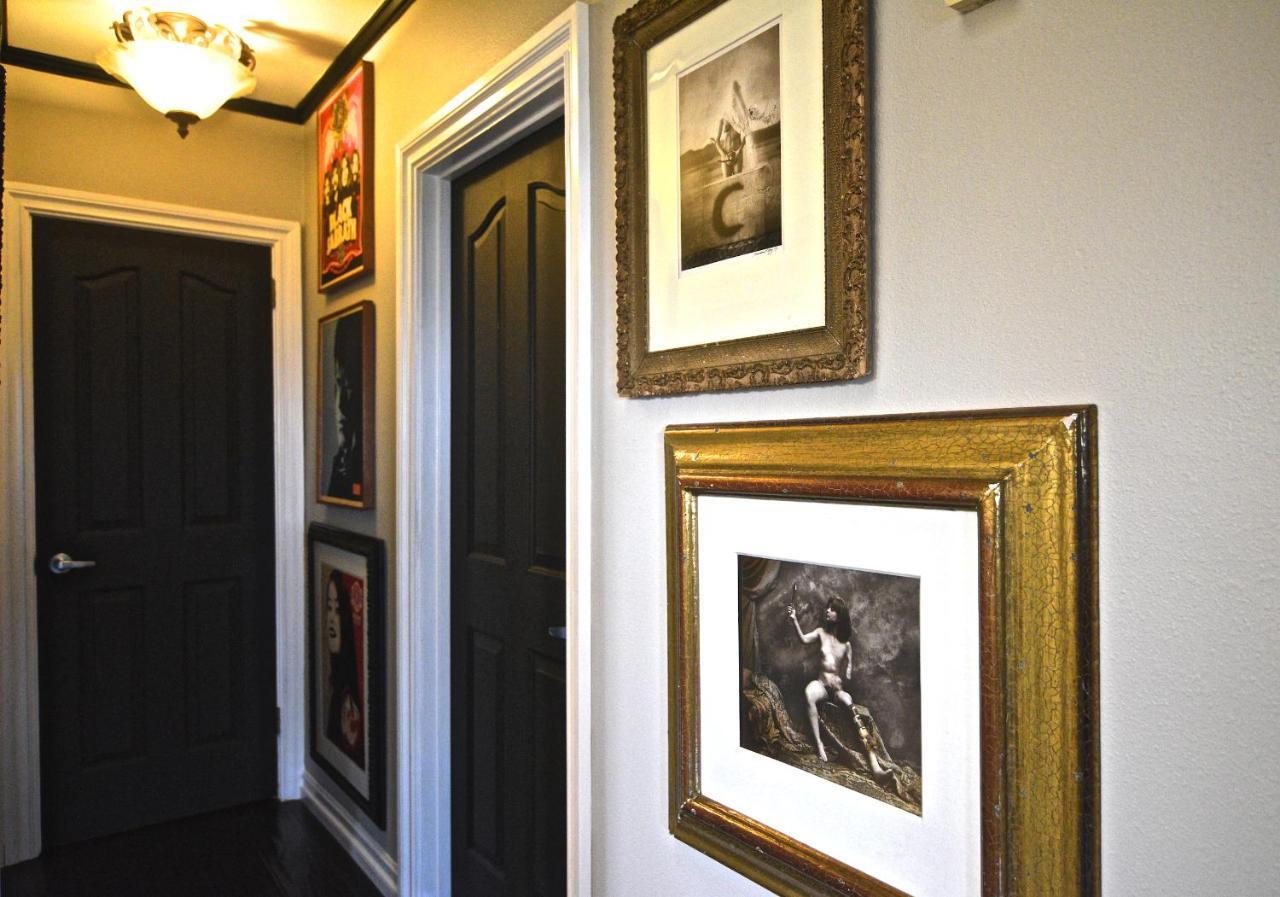 Homestay Famous Director's 1926 Dark Arts Castle Of Oddities *