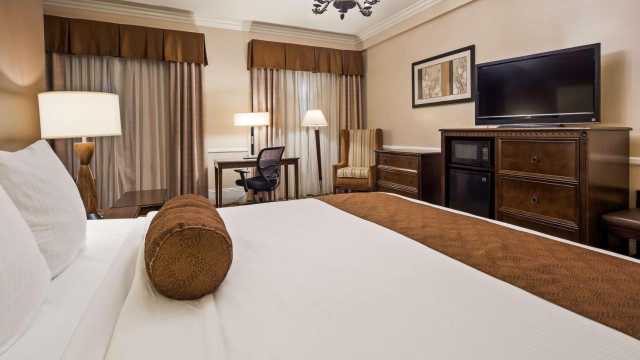 Best Western Plus San Pedro & Hotel