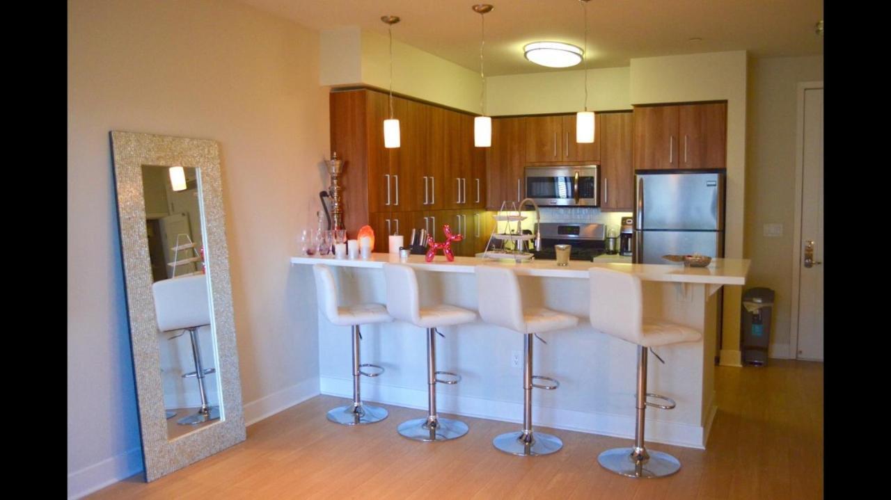 Apartment Luxury Style 1br + Parking, Pool, Gym Los Angeles