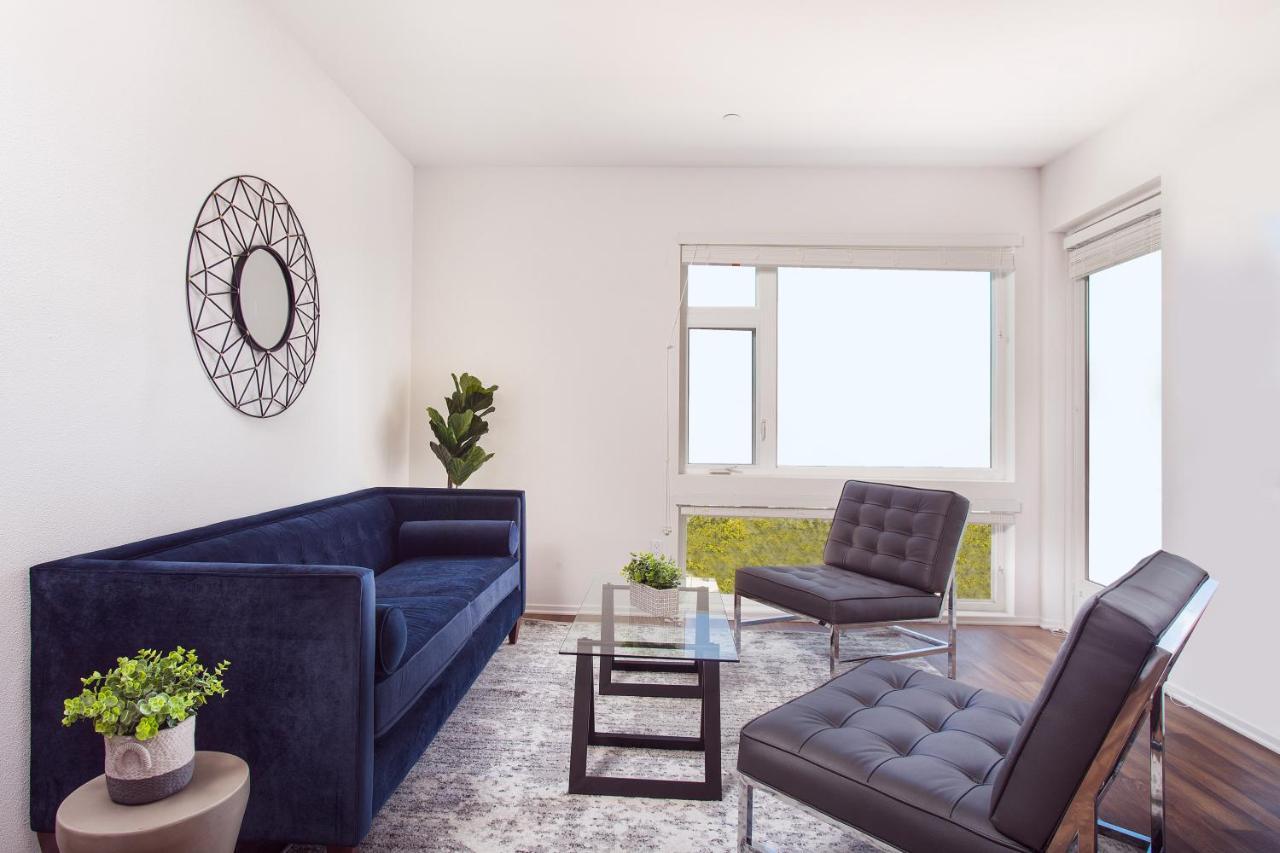 La Premium Suites Aparthotel *