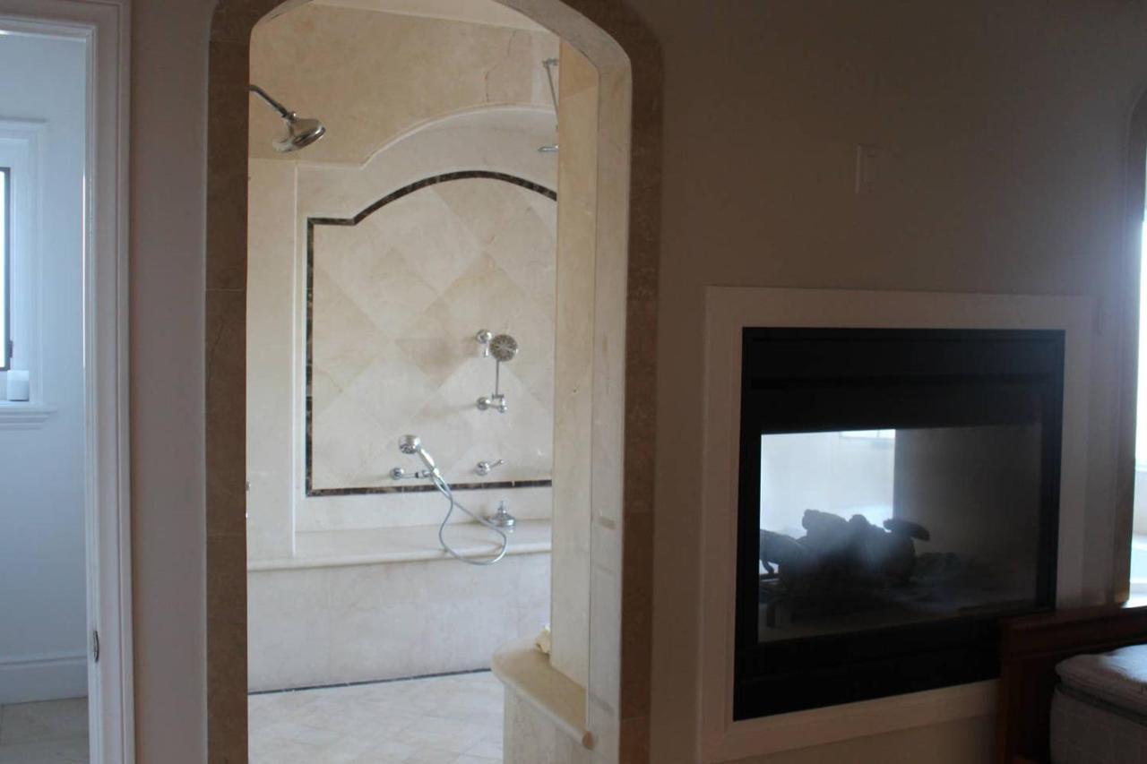 Apartment Luxurious 3 Bd In Culver With Pool &hot