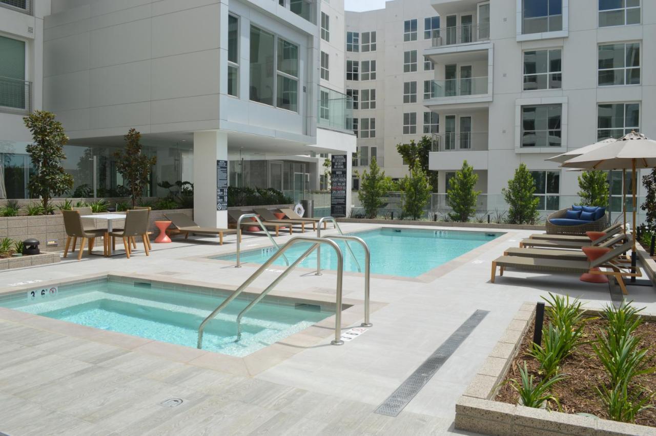 La Premium Suites *