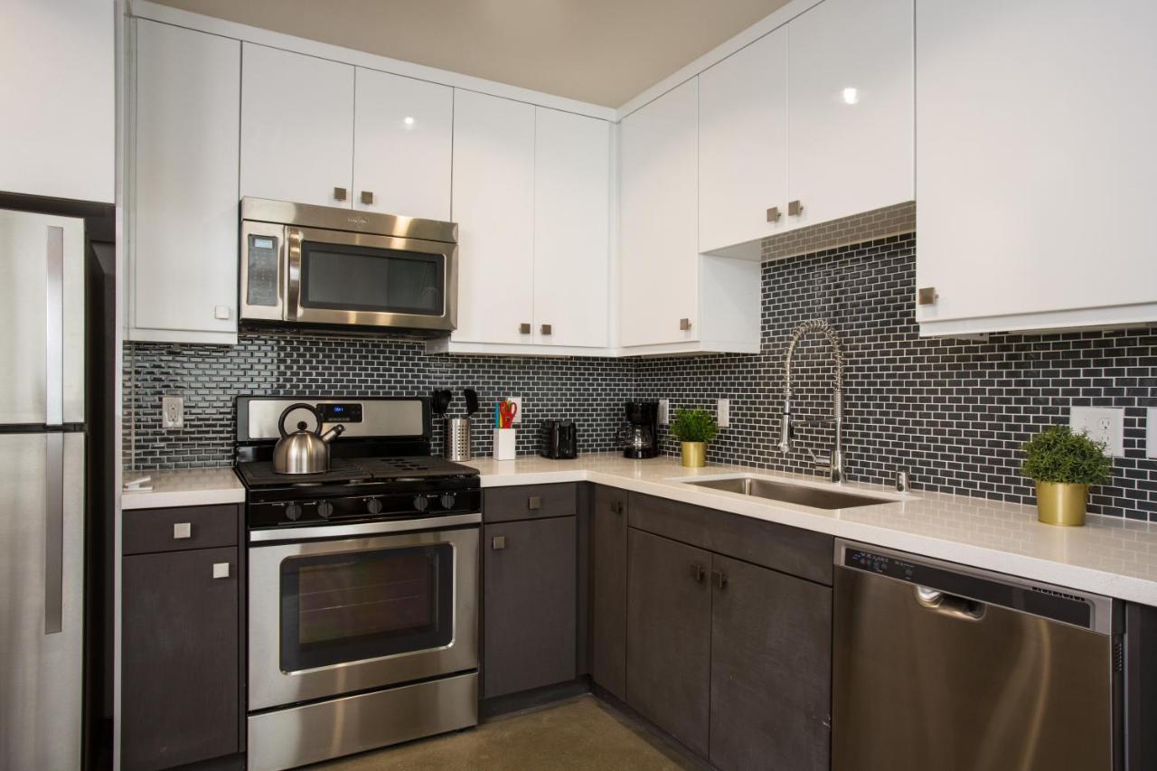 La Premium Suites
