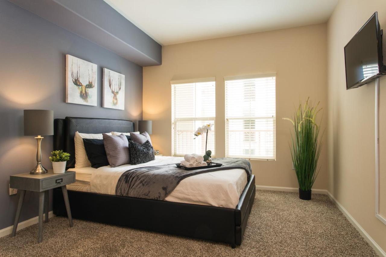 La Premium Suites